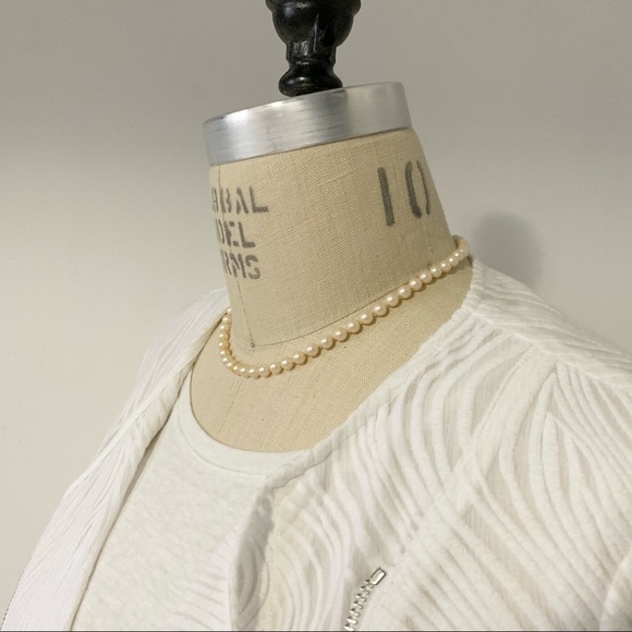 Vintage Pearl Necklace Choker Silvertone Closure - Picture 5 of 5